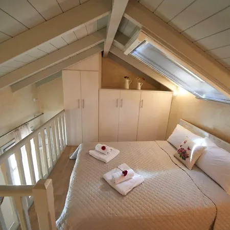 Aktaia Holiday home *